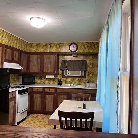 Musky Joe'S Twin Pines Resort New Post Экстерьер фото