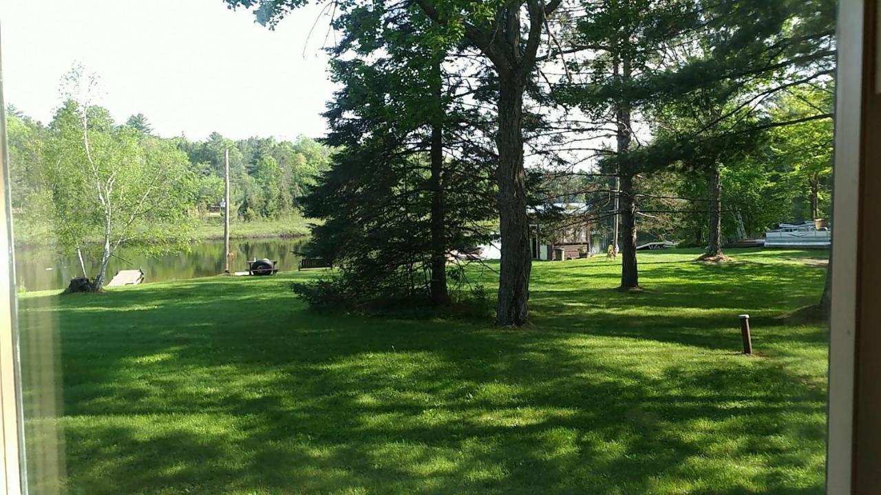 Musky Joe'S Twin Pines Resort New Post Экстерьер фото