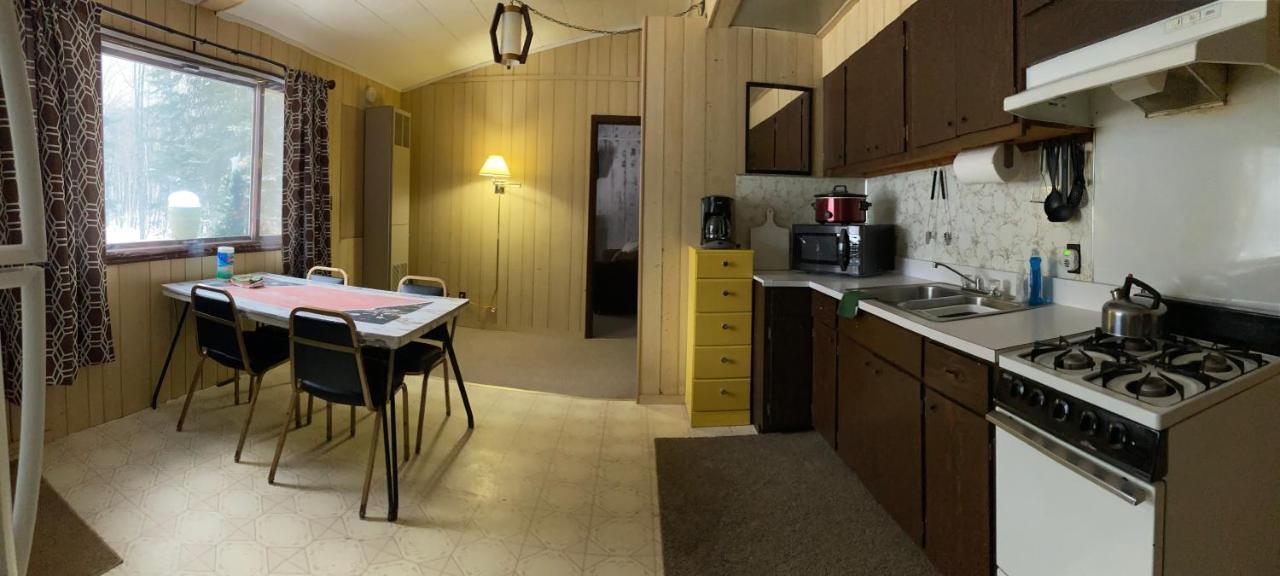 Musky Joe'S Twin Pines Resort New Post Экстерьер фото